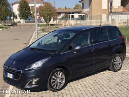 Immagine Peugeot 5008 BLUEHDI 163CV 7 POSTI