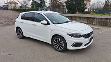 Immagine Fiat Tipo 1.6 MJT/120 CV DCT 5P LOUNGE